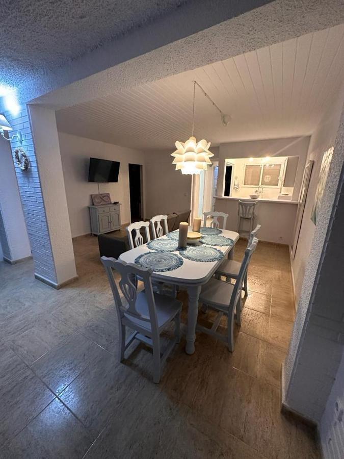 Martinenca 1ª Linea De Mar Apartment ซันต์การ์เลสเดลาราปีตา ภายนอก รูปภาพ